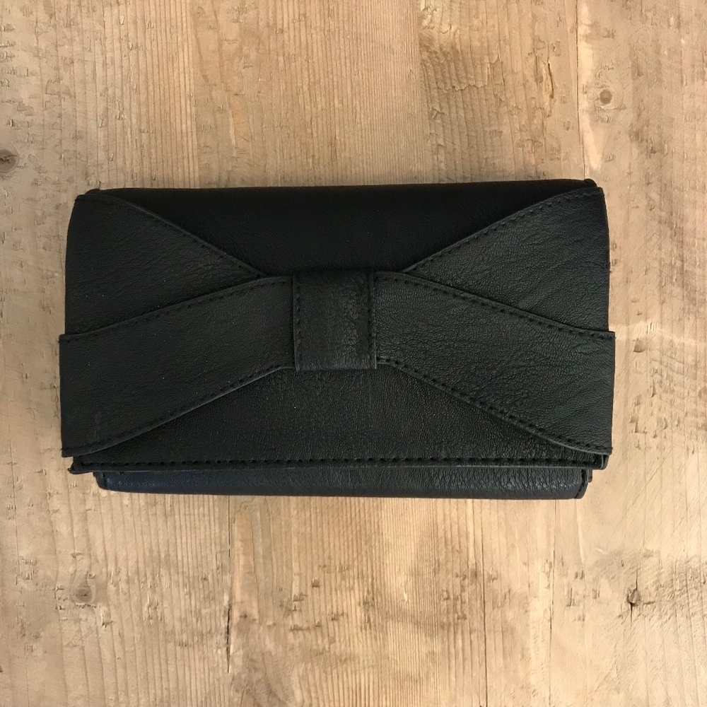BP Bow Clutch Purse